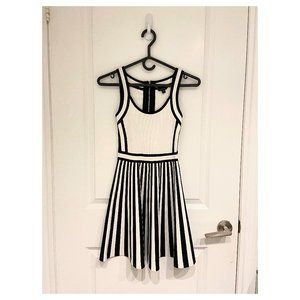 GUESS Sleeveless Mirage Bandage Striped Dress